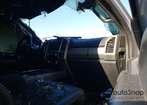 2017 Ford F-250 Platinum из США, поврежденный, VIN 1FT7W2BT3HEE23881